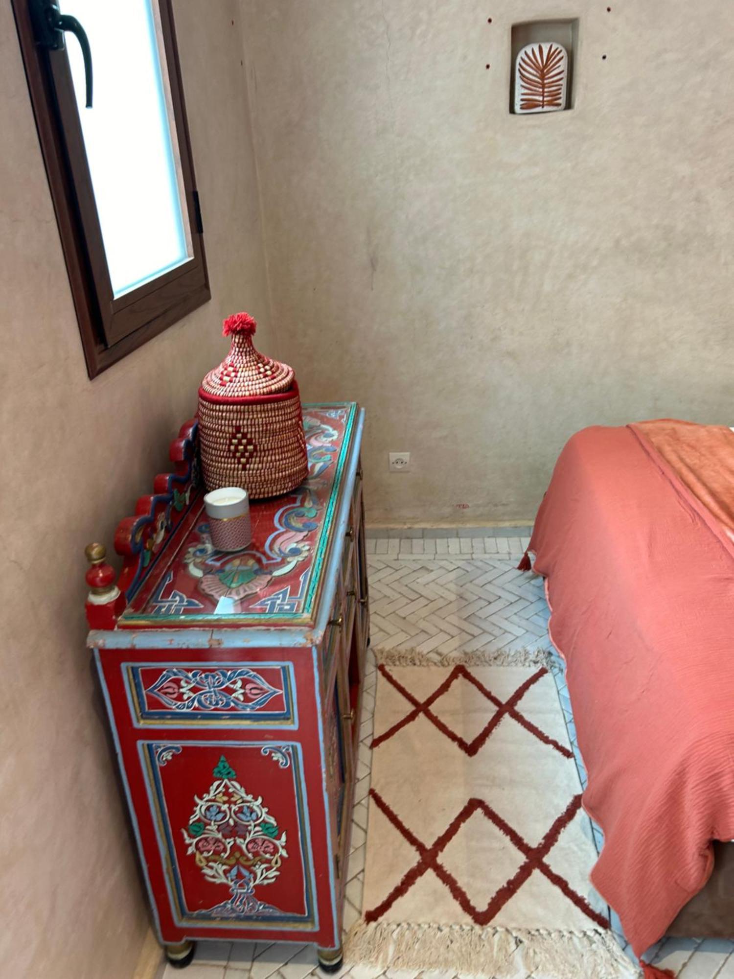מרקש Riad Amazing Amazigh Avec Jacuzzi Petit Dejeuner Compris Avec Aussi Chambres Familiales Pres De La Place Jemaa El Fna מראה חיצוני תמונה