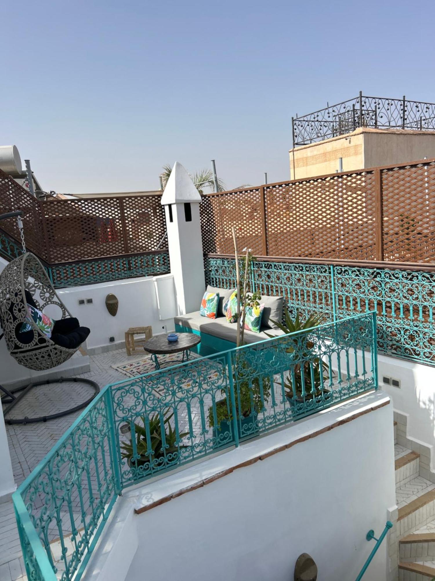 מרקש Riad Amazing Amazigh Avec Jacuzzi Petit Dejeuner Compris Avec Aussi Chambres Familiales Pres De La Place Jemaa El Fna מראה חיצוני תמונה